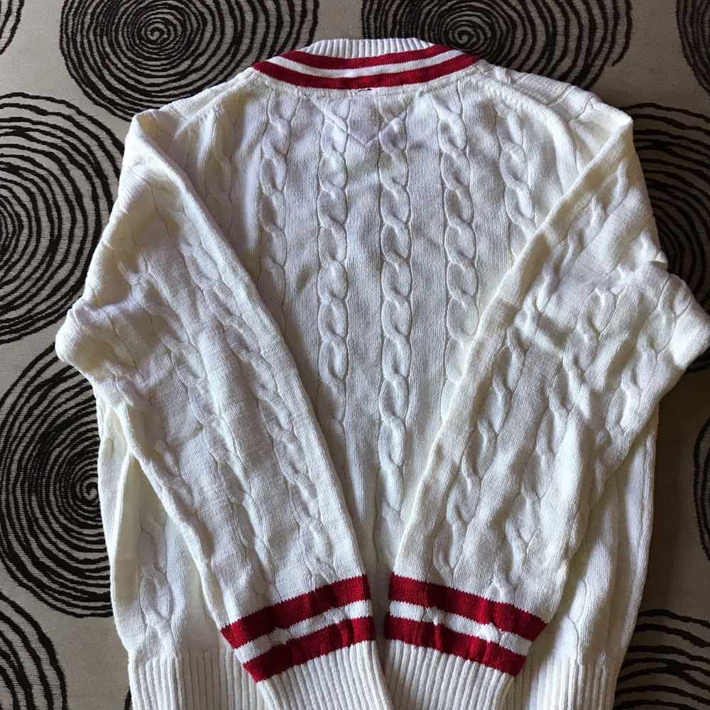 Tommy Hilfiger Sweaters.